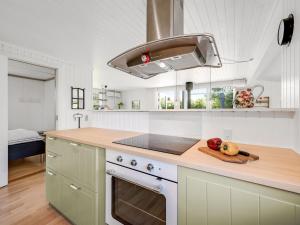 Holiday Home Raisa - 200m to the fjord by Interhome