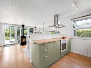 Holiday Home Raisa - 200m to the fjord by Interhome
