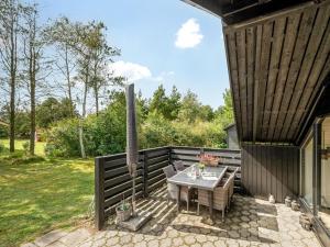 Holiday Home Raita - 350m to the fjord by Interhome