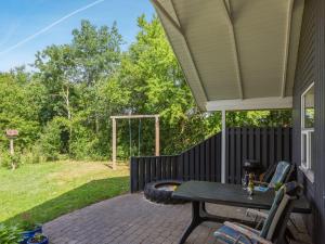 Holiday Home Herlugh - 1km to the inlet by Interhome