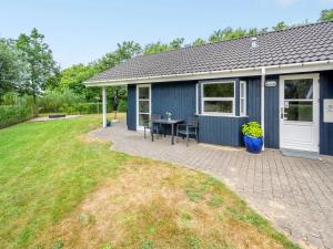 Holiday Home Herlugh - 1km to the inlet by Interhome