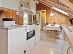 Holiday Home Sebiorn - 300m to the fjord by Interhome