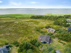 Holiday Home Leona - 250m to the inlet by Interhome