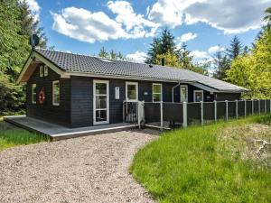 Holiday Home Elena - 800m to the fjord by Interhome