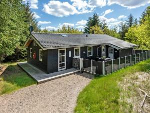 Holiday Home Elena - 800m to the fjord by Interhome