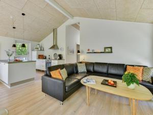 Holiday Home Elena - 800m to the fjord by Interhome