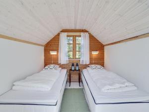 Holiday Home Tomine - 500m to the fjord by Interhome