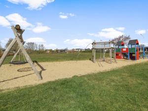 Holiday Home Giselle - 150m from the sea by Interhome