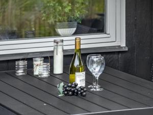 Holiday Home Emeline - 1-7km from the sea by Interhome