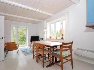 Holiday Home Margrethe - 1-1km from the sea by Interhome