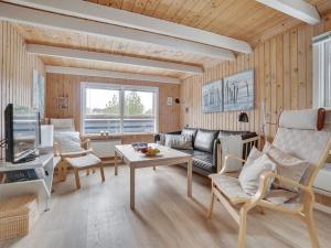 Holiday Home Bente - 800m from the sea by Interhome