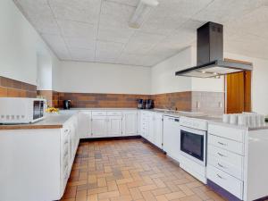 Holiday Home Rahild - 2km to the fjord by Interhome