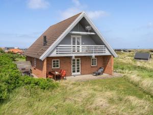 Holiday Home Bjarnger - 200m from the sea by Interhome