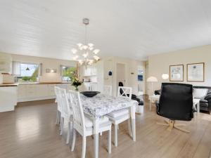 Holiday Home Mikkeline - 400m to the fjord by Interhome