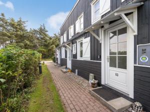 Apartment Cita - 100m to the fjord by Interhome