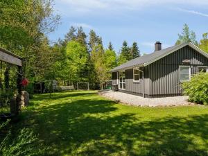 Holiday Home Hunding - 7km from the sea by Interhome