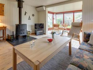 Holiday Home Brimi - 450m from the sea by Interhome