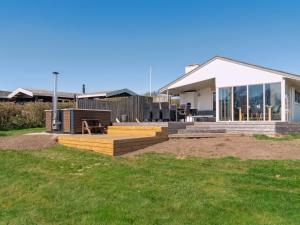 Holiday Home Peetu - 200m to the fjord by Interhome