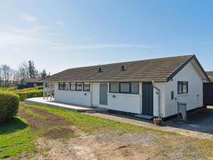 Holiday Home Peetu - 200m to the fjord by Interhome