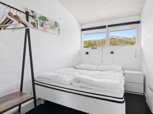 Holiday Home Peetu - 200m to the fjord by Interhome