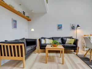 Apartment Tofan - 100m to the fjord by Interhome