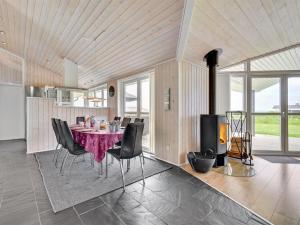 Holiday Home Nahel - 150m to the fjord by Interhome