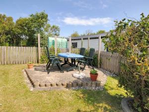 Holiday Home Gertina - 40m to the fjord by Interhome