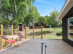 Holiday Home Safir - 800m from the sea by Interhome