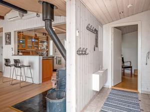Holiday Home Eilke - 50m from the sea by Interhome