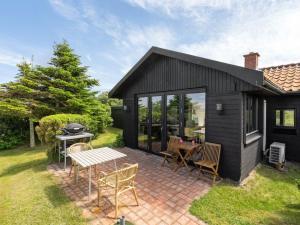 Holiday Home Lok - 90m to the fjord by Interhome