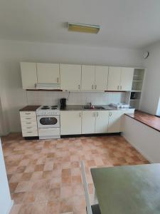 Katrineholm Longstay - Big 2 room apartment near the station