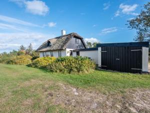 Holiday Home Tordis - 300m to the inlet by Interhome