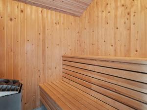 Holiday Home Henninge - 300m from the sea by Interhome