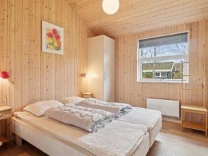 Holiday Home Henninge - 300m from the sea by Interhome