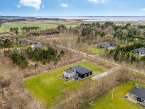 Holiday Home Jarven - 500m to the fjord by Interhome