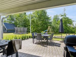 Holiday Home Hanne - 300m from the sea by Interhome