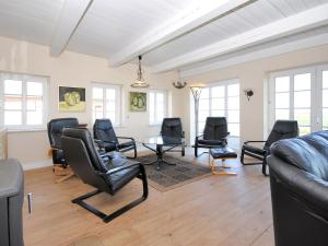 Holiday Home Alois - 1km to the fjord by Interhome