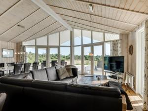 Holiday Home Eljas - 200m to the fjord by Interhome