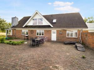 Holiday Home Emmie - 50m to the fjord by Interhome