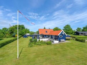 Holiday Home Edvia - 700m to the fjord by Interhome