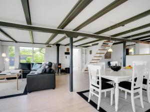 Holiday Home Edvia - 700m to the fjord by Interhome
