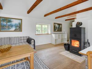 Holiday Home Faik - 650m from the sea by Interhome