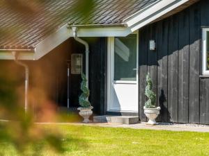 Holiday Home Nina - 700m to the fjord by Interhome