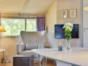 Holiday Home Raafael - 175m from the sea by Interhome