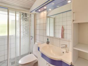 Holiday Home Lissi - 700m from the sea by Interhome