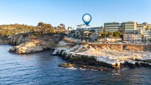 New Modern Studio - Stunning Ocean view