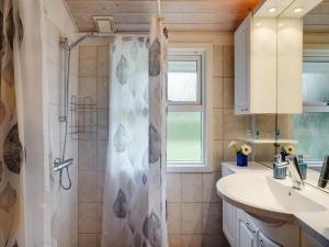 Holiday Home Hermand - 700m from the sea by Interhome