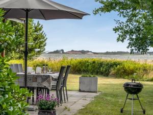 Holiday Home Tayana - 75m to the fjord by Interhome