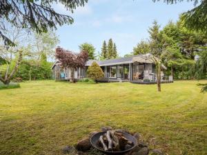 Holiday Home Syrina by Interhome