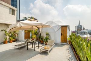 Umbral Sky Domes in Roma Norte